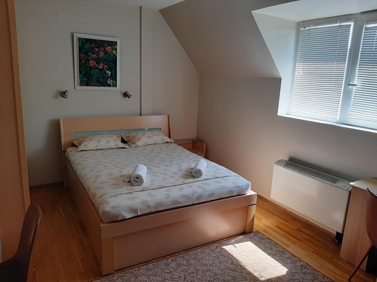 Guest House Diel Veliko Tŭrnovo Eksteriør bilde