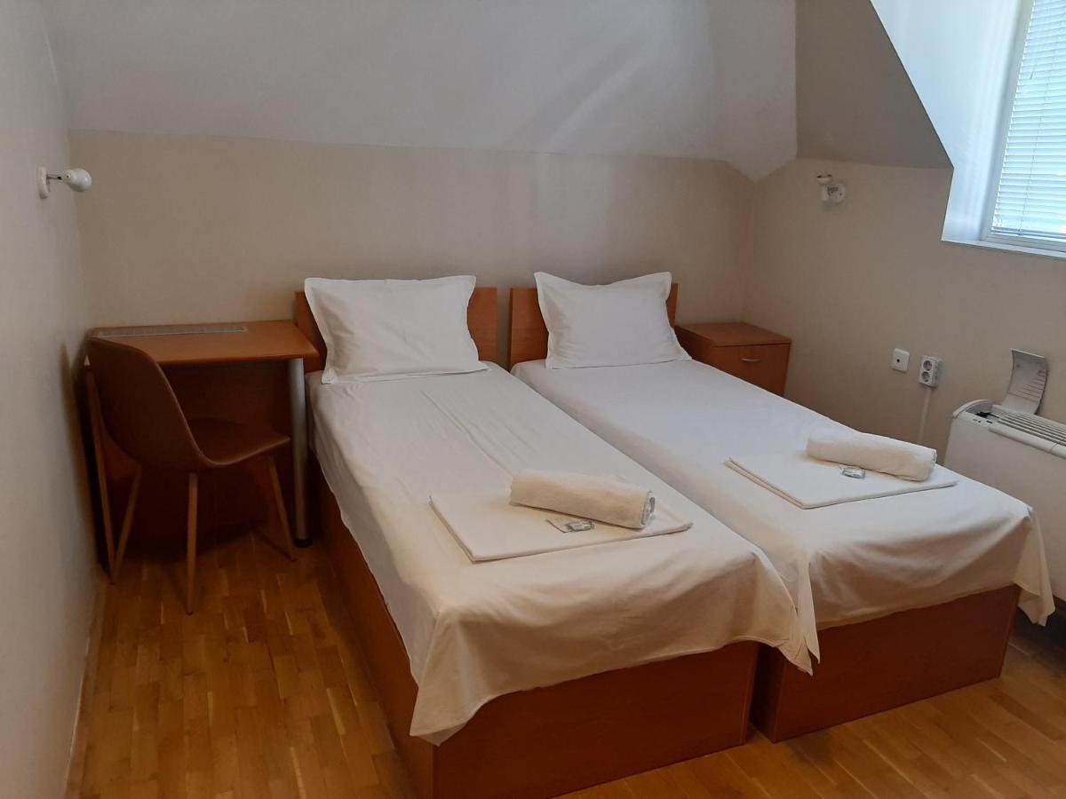Guest House Diel Veliko Tŭrnovo Eksteriør bilde