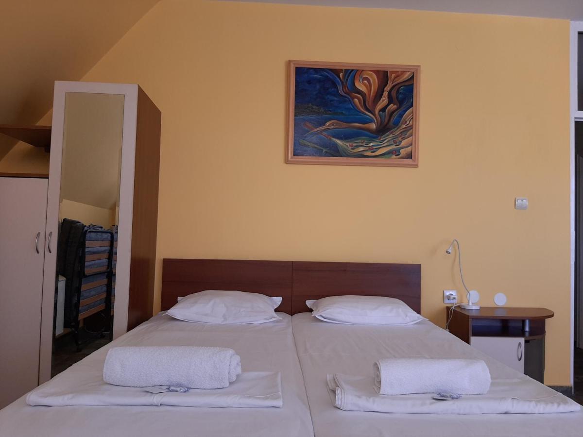 Guest House Diel Veliko Tŭrnovo Eksteriør bilde