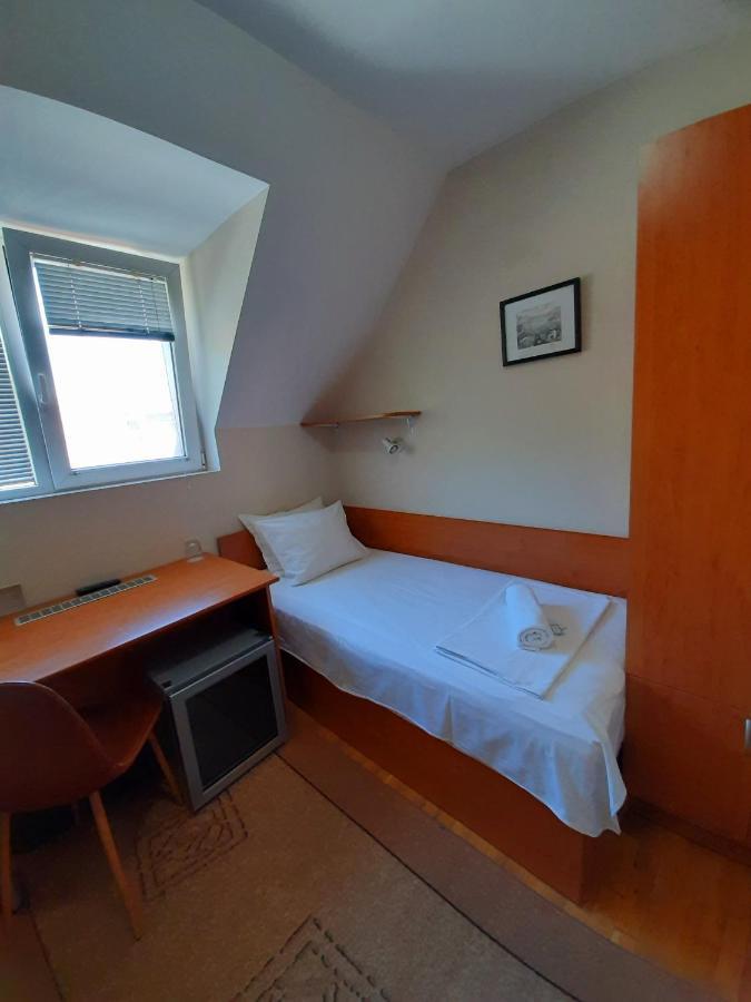 Guest House Diel Veliko Tŭrnovo Eksteriør bilde