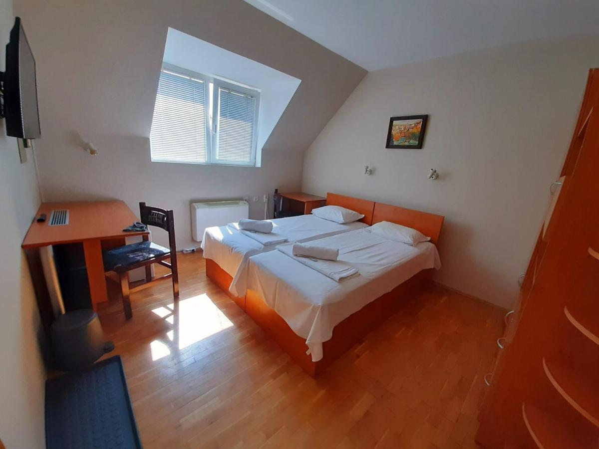 Guest House Diel Veliko Tŭrnovo Eksteriør bilde